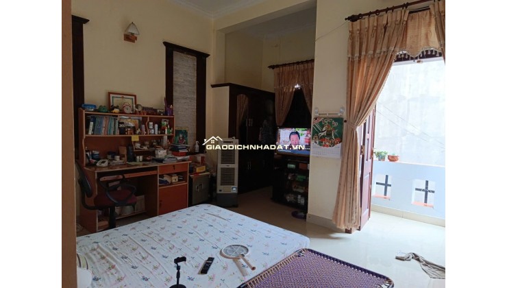 BÁN NHÀ 15/2A (SỐ CŨ 19) NGUYỄN BỈNH KHIÊM, P.VŨNG TÀU, HOÀN CÔNG 224M2. LH:0982230297
