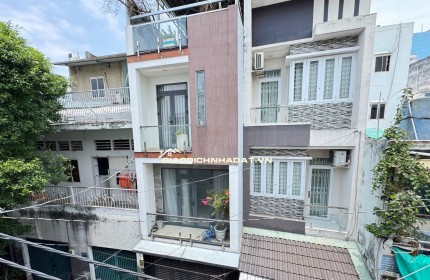 TRỊNH ĐÌNH TRỌNG- TÂN PHÚ, HẺM XE HƠI, 3 TẦNG, 4PN, 3WC, CHỦ GIẢM SỐC CHỈ CÒN HƠN 6 TỶ