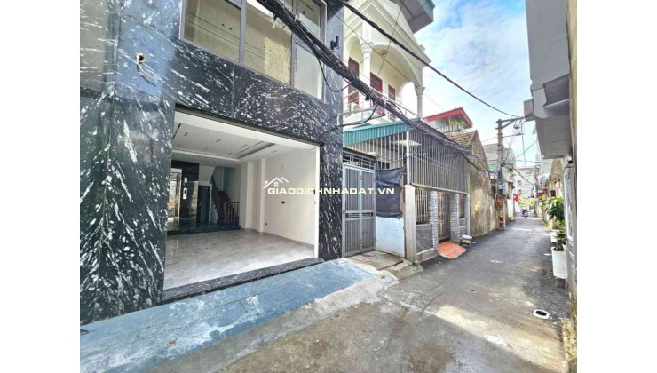 Bán nhà Long Biên 9 tỷ 40m Gara,Thang máy,nhà mới