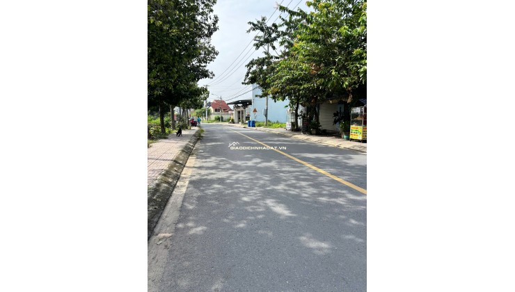 BÁN 4 LÔ ĐẤT THỊ TRẤN CỦ CHI (200M2 ĐẾN 224M2) SHR. CHỈ TỪ 5.5 TỶ/LÔ. LH:0901393456.