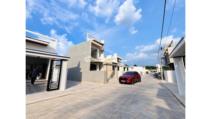 Xuất Hiện Kèo Thơm Nhức Nách CĂN NHÀ CẤP 4 SỔ RIÊNG THỔ CƯ Chỉ 350tr dọn vô ở luôn