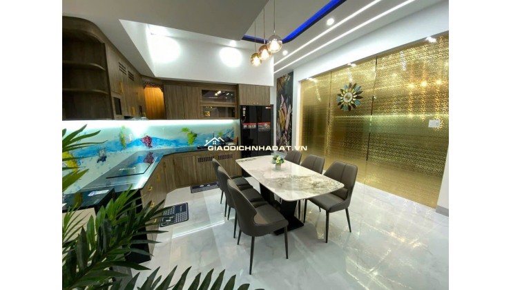 CHỦ NGỘP BÁN HẠ GIÁ 200tr NHÀ LẦU 3 PHÒNG NGỦ GẦN BỜ KÈ BỬU LONG