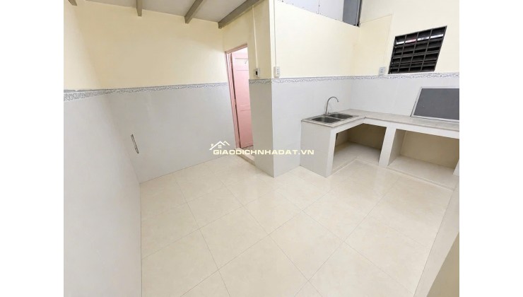 BÁN NHÀ GẦN CHỢ THẠNH XUÂN – HẺM Ô TÔ – CÔNG NĂNG ĐẦY ĐỦ, Ở NGAY – NHỈNH 3 TỶ