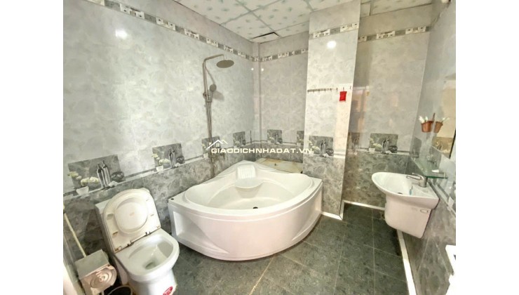Cho thuê căn hộ full nội thất đường Hà Huy Giáp giá thuê 4,2tr/tháng