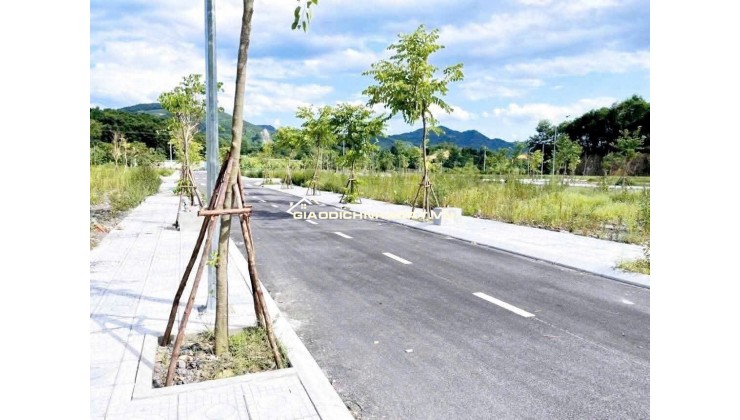**Bán đất Green Valley Mông Hóa 85m² full thổ cư, mặt tiền 7m, giá hơn 700 triệu**