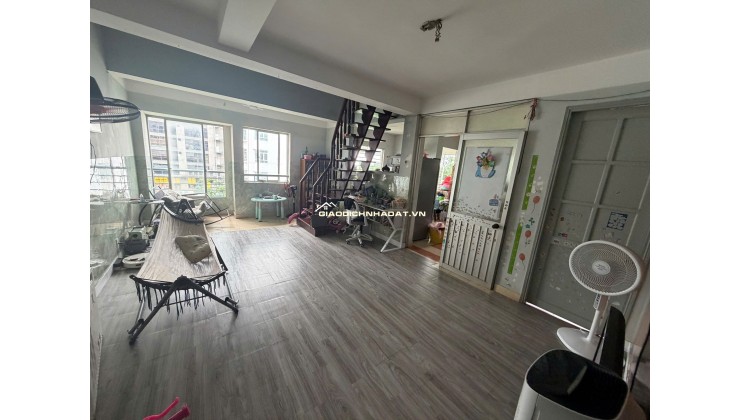 Chính chủ Bán căn góc căn hộ 120m2 tầng cao 3PN 2WC Quận 8