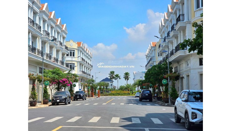 BÁN LÔ GÓC 106M2, NGANG 8M, SÁT SÂN BAY LONG THÀNH CHỈ 4 TỶ.