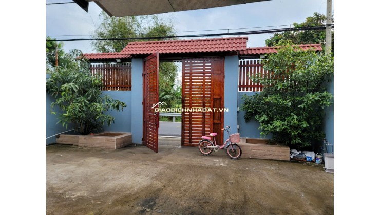 Bán nhà Mặt Tiền 215 Thích Thiện Hoà, Xã Lê Minh Xuân Huyện Bình Chánh