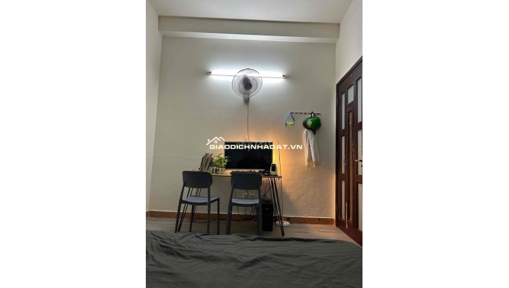 Pass gấp phòng sân bay, full nội thất, mát mẻ, yên tĩnh