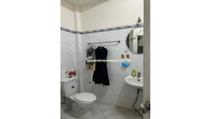Pass gấp phòng sân bay, full nội thất, mát mẻ, yên tĩnh