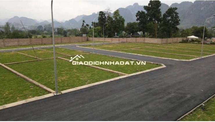 HƠN 200 TRIỆU Quỹ đất tại xã Cao Dương- Hoà Bình gần trung tầm Hà Nội sẵn sổ công chứng sang tên luôn trong ngày Cách địa phận Hà Nội 200m