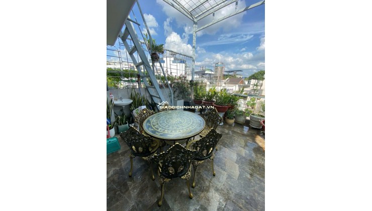 Bán nhà 2 mặt tiền 1 trệt 4 lầu 1 sân thượng Bạch Đằng TB