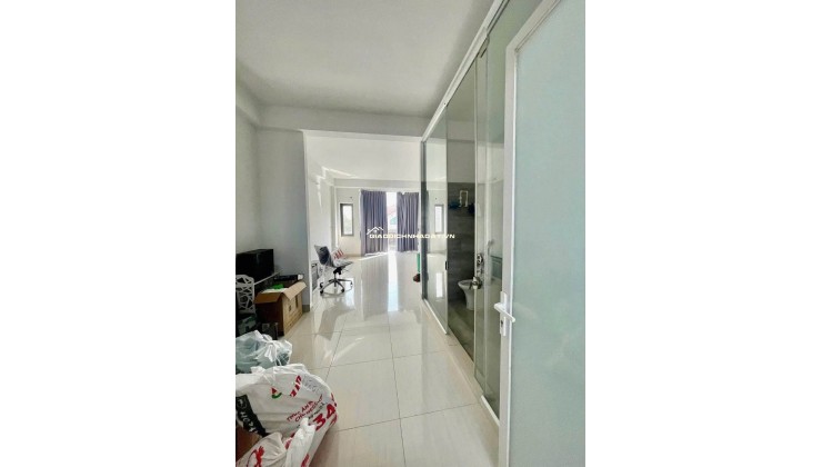 BÁN CHUNG CƯ LÔ GÓC THOÁNG SÁNG SÀI ĐỒNG HÀNG XÓM VINHOMES 2 NGỦ BAN CÔNG RỘNG 74M² 4.1 TỶ.