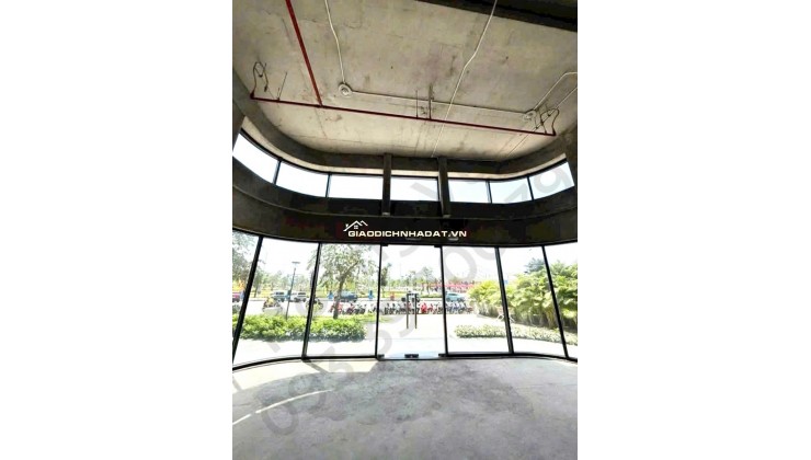 Vinhomes Quận 9- Shophouse Beverly 5,4m- tầng lửng linh hoạt, nhiều mô hình kinh doanh: từ 129 triệu/m2