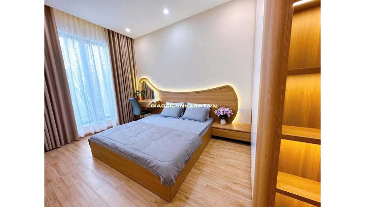 CHỦ NGỘP HẠ GIÁ 200 TRIỆU – BÁN GẤP NHÀ LẦU NGAY CHANSING ĐỒNG KHỞI