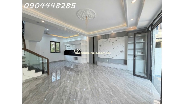 Nhà đẹp độc lập sân cổng riêng mặt ngõ cách đường chính 20m ô tô đỗ cửa tại Đằng Hải Hải An