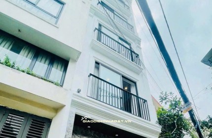 Bán nhà Ngọc thụy 11 tỷ 40m ô tô gara,thang máy,sổ đỏ Long Biên