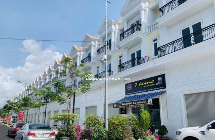 BÁN LÔ GÓC 106M2, NGANG 8M, SÁT SÂN BAY LONG THÀNH CHỈ 4 TỶ.