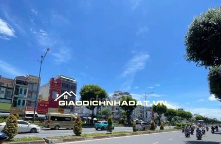 Bán nhà mặt tiền Trường Chinh ngay cầu Tham Lương Q12
