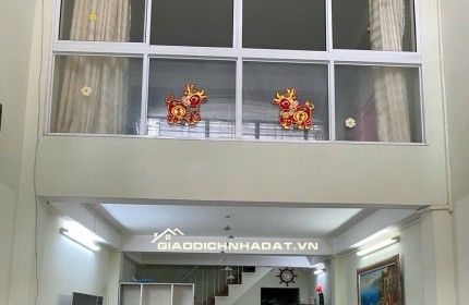 Chính chủ cần bán 2 căn nhà giá cực tốt tại Tân Bình và Gò Vấp