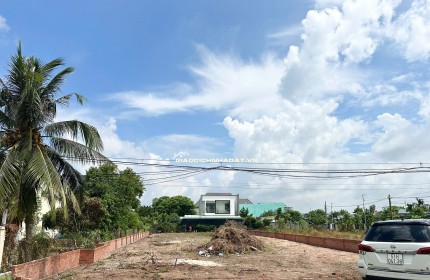 Chuyển nhượng và Bán  2 lô liền kề Mặt tiền khu trung tâm hiện hữu, mặt tiền đường Phan Đăng Lưu Phường Long Điền (2027) Bà rịa-Vũng tàu