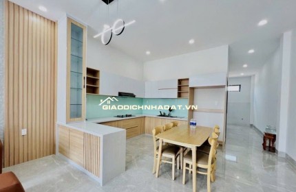 CHỦ CHUYỂN CÔNG TÁC RA HÀ NỘI SỐNG CẦN BÁN GẤP CĂN BIỆT THỰ GIÁ CHỈ 1 TỎI HƠN