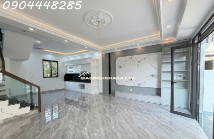 Nhà đẹp độc lập sân cổng riêng mặt ngõ cách đường chính 20m ô tô đỗ cửa tại Đằng Hải Hải An