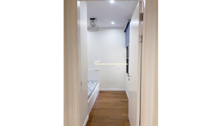 16,5tr thuê 1N+1 Vinhomes D'Capitale 52m² - sẵn chỗ làm việc