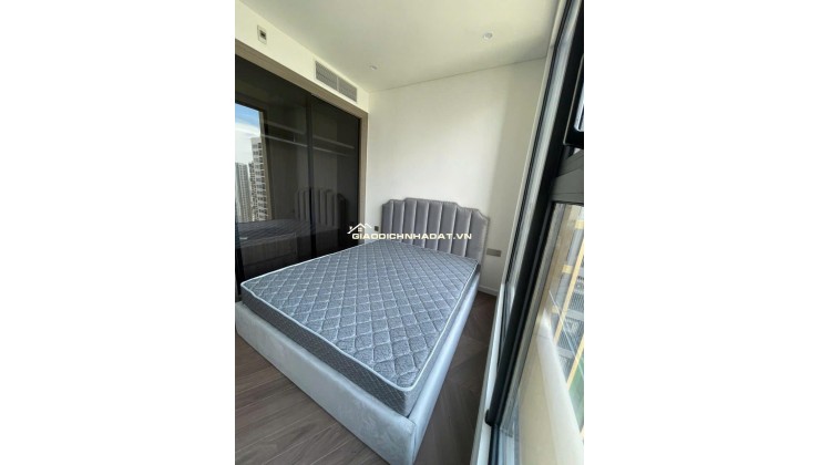 Cho thuê căn 2PN Lumiere Evergreen Tòa A3 full đồ 14 triệu. LH 0989516655