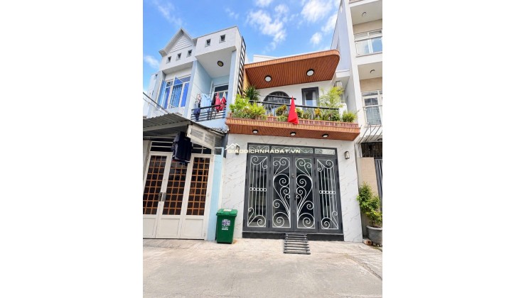 Bán nhà Quận 7 - Bùi Văn Ba 60m2 2tầng 3PN, Nội thất xịn, Ngang 4.3m, Hẻm 4m thông, 7.X tỷ