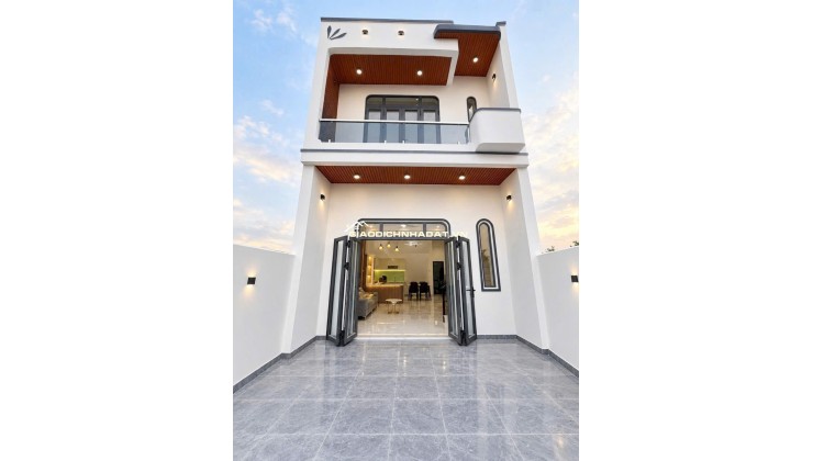 NHÀ LẦU MỚI XÂY ĐÃ HOÀN THIỆN VỪA VÀO NỘI THẤT CHỈ 550TR - NGAY GIÁP ĐƯỜNG ĐỒNG KHỞI DT768