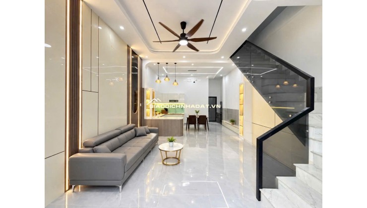 NHÀ LẦU MỚI XÂY ĐÃ HOÀN THIỆN VỪA VÀO NỘI THẤT CHỈ 550TR - NGAY GIÁP ĐƯỜNG ĐỒNG KHỞI DT768