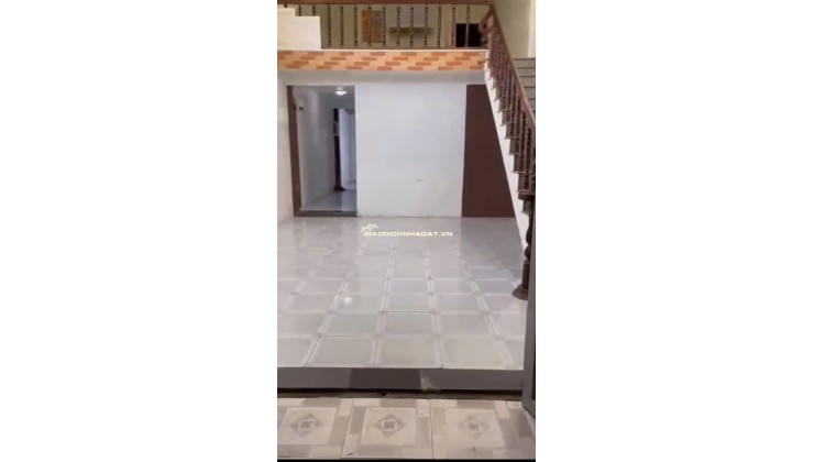 Nhà 2 PN, lửng đúc. Ngang 4.5m, nhà MT Nại Hiên Đông 15, Sơn Trà, Đà Nẵng . Giá 5 tỷ 350, chính chủ liên hệ 0905353499-0914317293