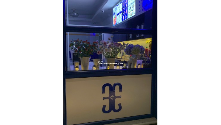 Sang gấp quán cafe trà sữa ngay Lê Hồng Phong Quận 5