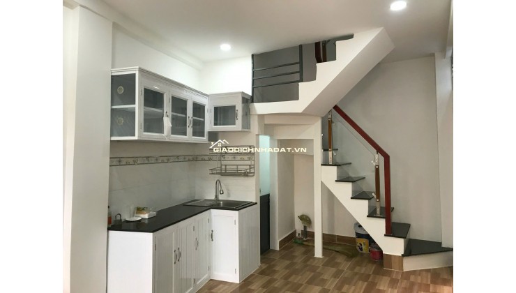 Bán nhà hẻm xe tải Trần Hưng Đạo P2 Quận 5 đúc 3 tầng