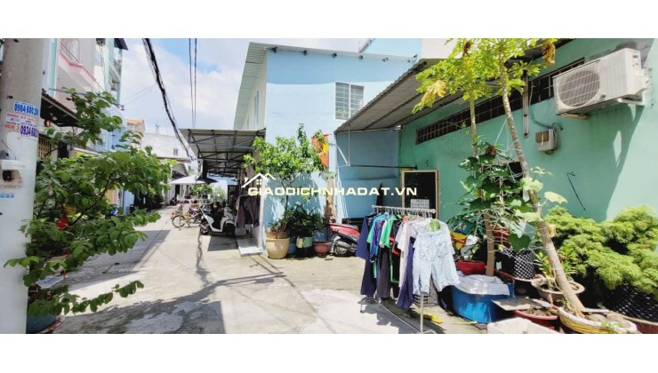 CHÍNH CHỦ CẦN BÁN NHÀ HẺM XE HƠI- GIÁP QUẬN 6- ĐỐI DIỆN BẾN XE MIÊN TÂY