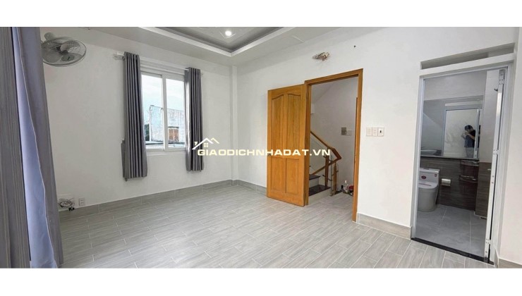 Bán nhà Quận 7 - Huỳnh Tấn Phát 62m2 4tầng 4PN - Ngang 5.7m - Căn góc Ô Tô đỗ Cửa - 8.2 tỷ