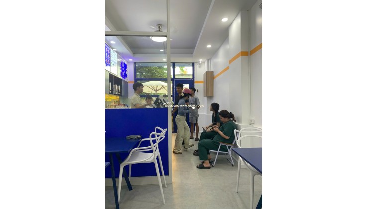 Sang gấp quán cafe trà sữa ngay Lê Hồng Phong Quận 5