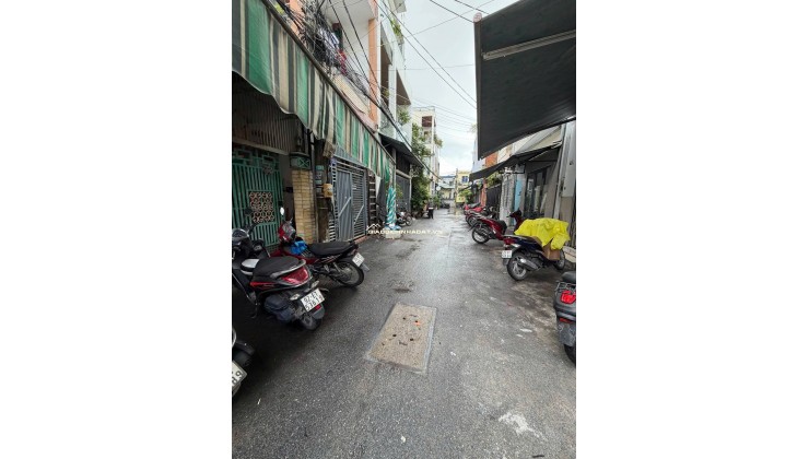 Nhà 3 tầng, kiệt Đống Đa 6m, kiệt rộng thông thoáng có thể kinh doanh, thông ra được đường Lý Tự Trọng, nhiều tiện nghi xung quanh..