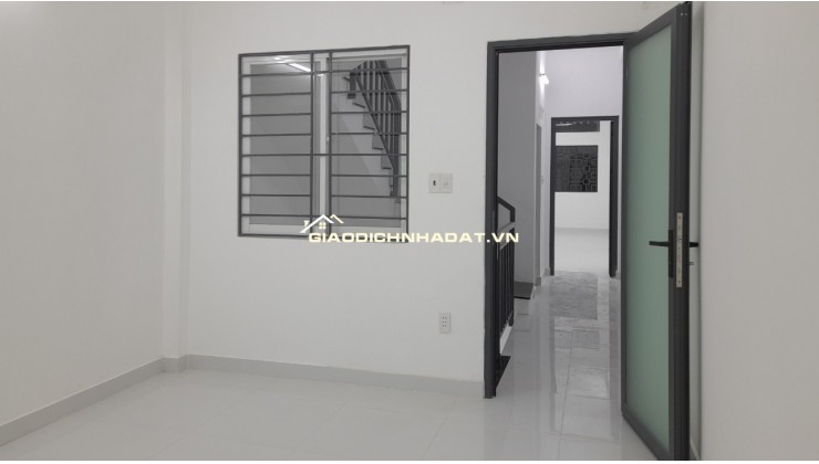 Chính chủ bán nhà mới 141/15 Bàn Cờ, 3.4*20m, khu biệt thự, hẻm xe tải 6m, P3, Q3, HCM