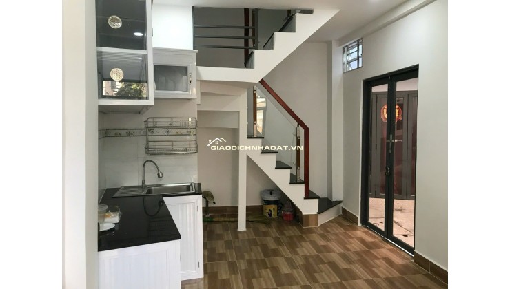 Bán nhà hẻm xe tải Trần Hưng Đạo P2 Quận 5 đúc 3 tầng