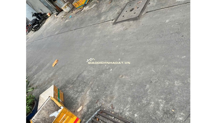 Bán nhà trọ cấp 4 nối dài 02 mặt hẻm trước . hẻm sau,  liền kề  gần giáp mặt tiền, đường lý thánh tông, quận t6an phú,tphcm,