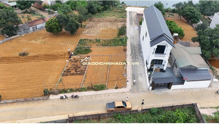 CHỈ 3,2 TỶ – SỞ HỮU 105,2M² ĐẤT TRỤC CHÍNH PHÚ CÁT, HÒA LẠC!