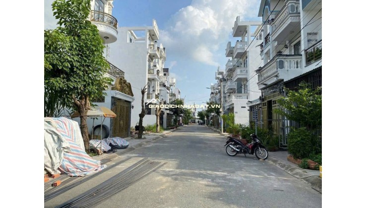 BÁN ĐẤT ĐỨC HOÀ TỈNH TÂY NINH - DT 93,6 M2 - SHR - 2TỶ050TR. LH:0903974577