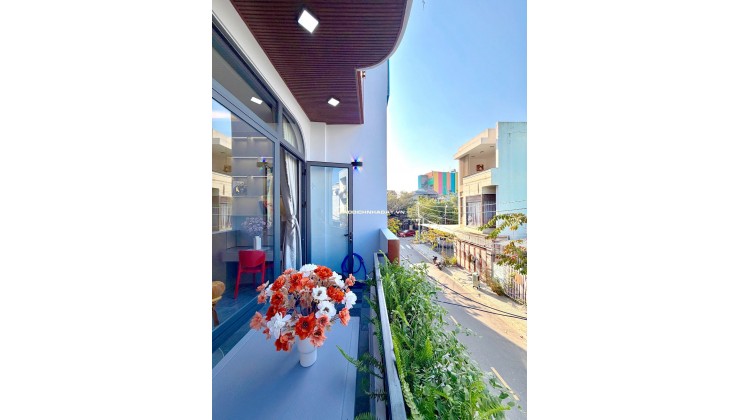 BÁN NHÀ THANH KHÊ ĐÔNG QUẬN THANH KHÊ 68M2 - 9.5 TỶ. LH:0932646343.