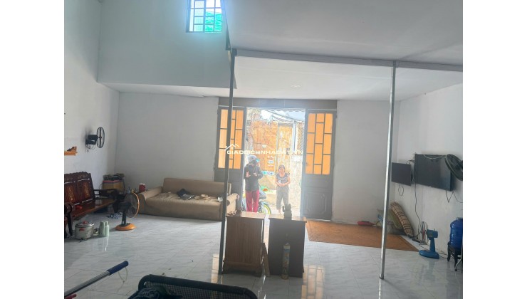 BÁN NHÀ CẤP 4 XINH XẮN VIEW BỜ SÔNG THAM LƯƠNG – GIÁ CỰC TỐT. LH:0903993987 – 0787002686.