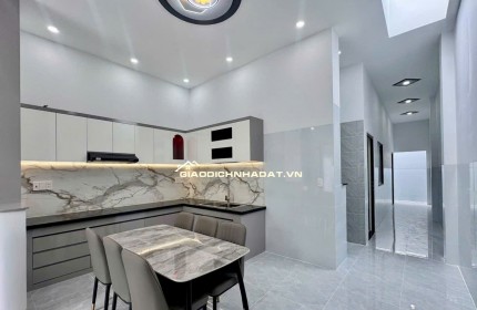 KẸT TIỀN CHỦ CẦN BÁN CĂN CẤP 4 NGAY GẦN ĐỒNG KHỞI CHỈ 350TR