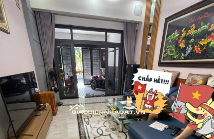Ngay Thạnh Xuân Quận Hẻm xe tải thông 4 tầng-77m2-nhà đẹp mới chủ đang ở chỉ hơn 5 tỷ