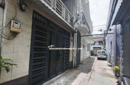 Bán nhà 48m2 Bình Long, Tân Phú, 2 tầng, 2PN, hướng Nam, sổ hồng riêng nhĩnh 4đ