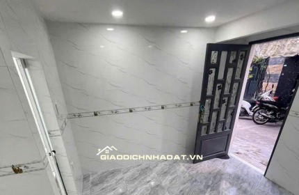 BÁN NHÀ 238/62 LÊ VĂN QUỚI - 16 M2 -  ĐÃ HOÀN CÔNG - SHR - CHỈ 2TỶ280TR. LH:0915999552.